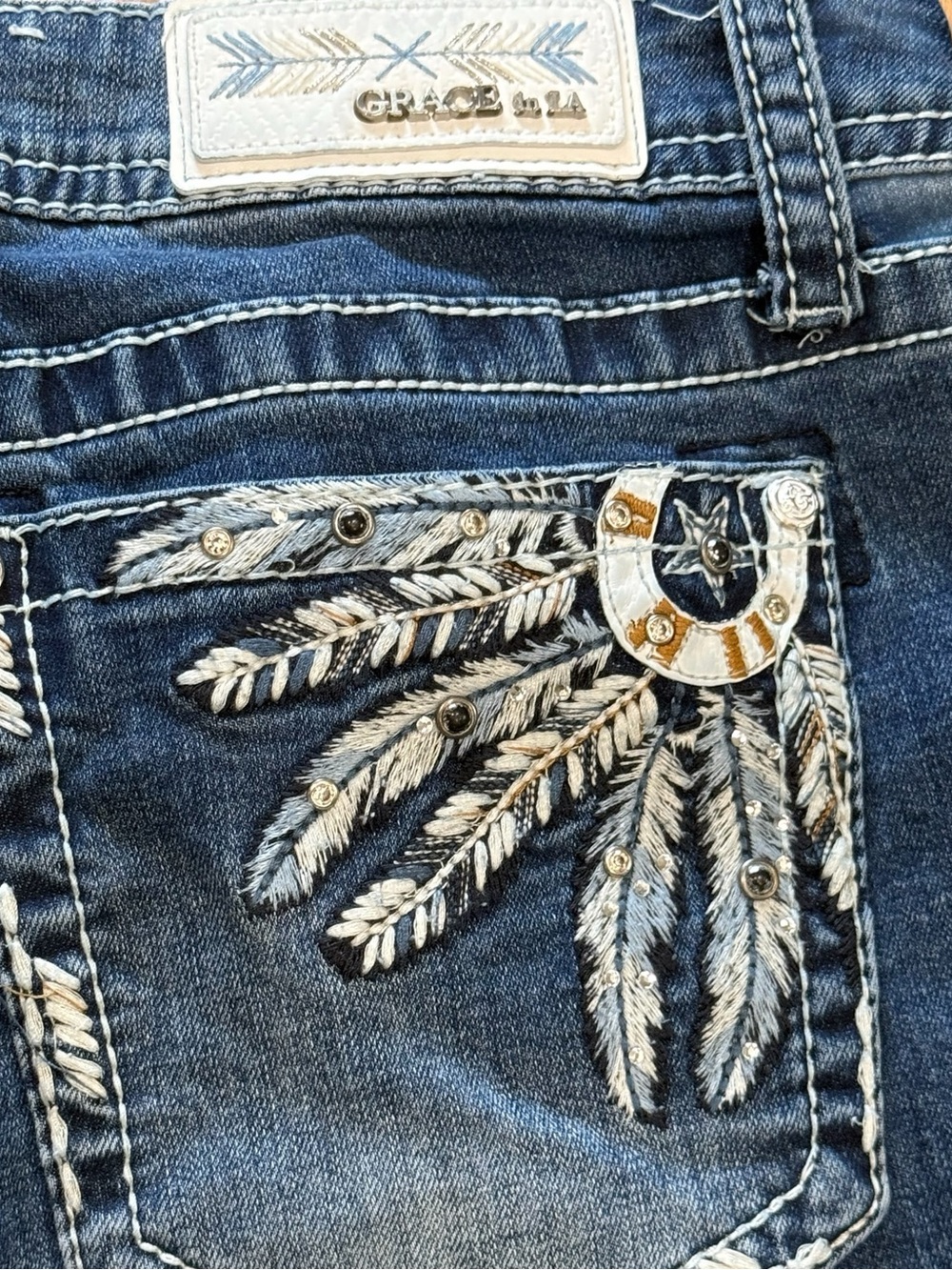 Grace in LA Women's Mid to Dark Blue Bootcut Jeans with Feathers& Horseshoe  33